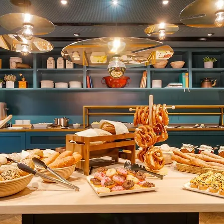 Lukullum Ξενοδοχείο *